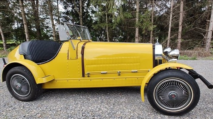 Whitehouse Collectors Downsizing