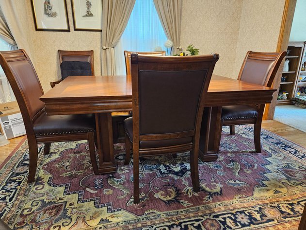 Fremont Antiques and Uniques Household Contents Auction