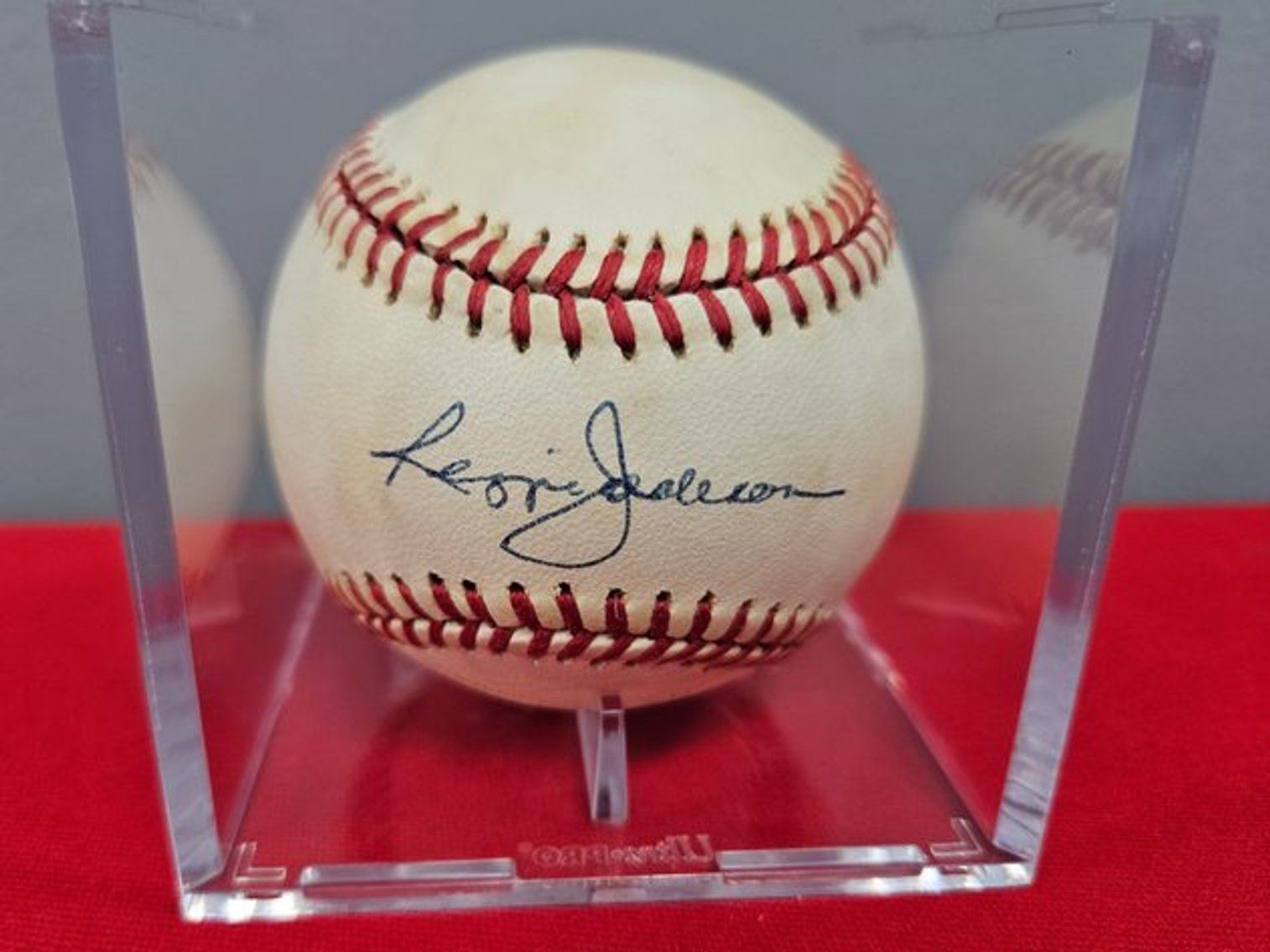 Image for SIGNED SPORTS MEMORABILIA ONLINE AUCTION