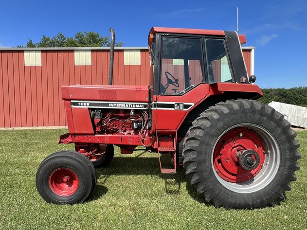 Schlegel Farms Online Auction