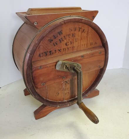 Byron & Delores Schwier Collections Online Auction