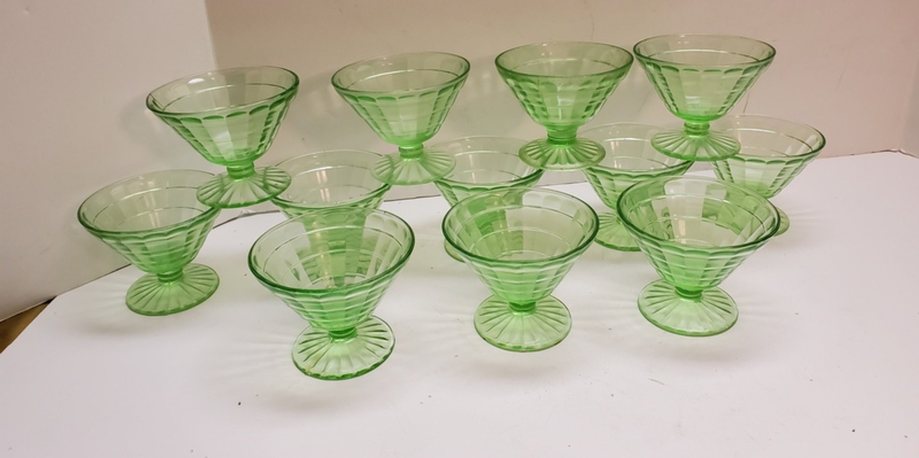 Image for Byron & Delores Schwier Collections #3 Online Auction