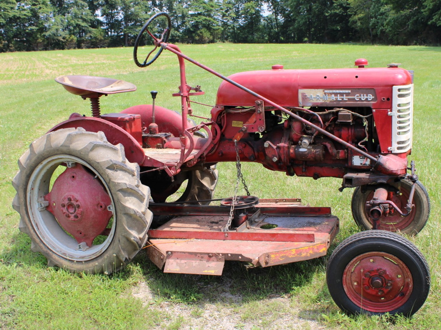 Image for Bob & Linda Crowell Vintage Tractors Online Auction