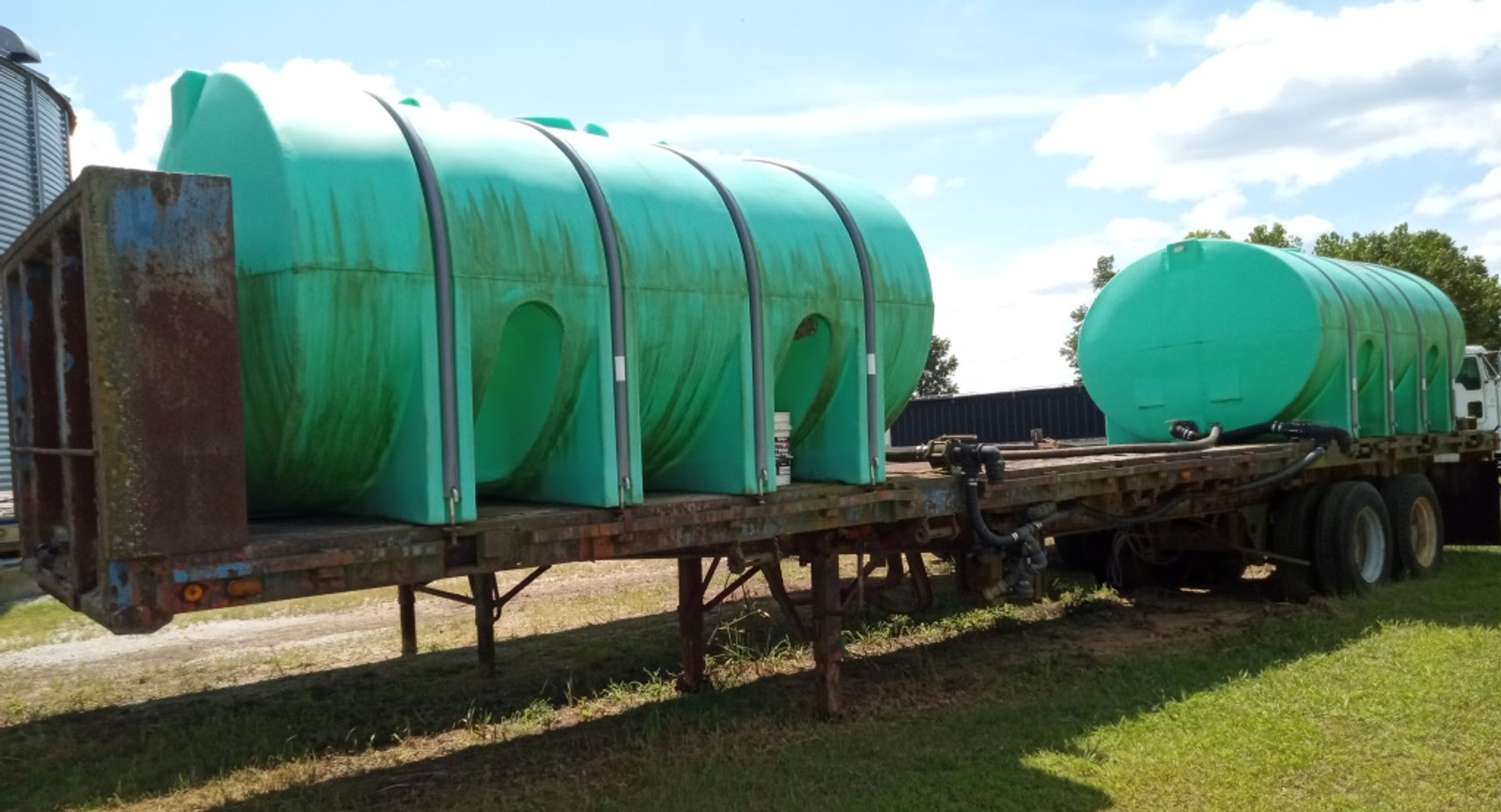 Image for Melvin & Karen Button Online Farm Equipment Auction