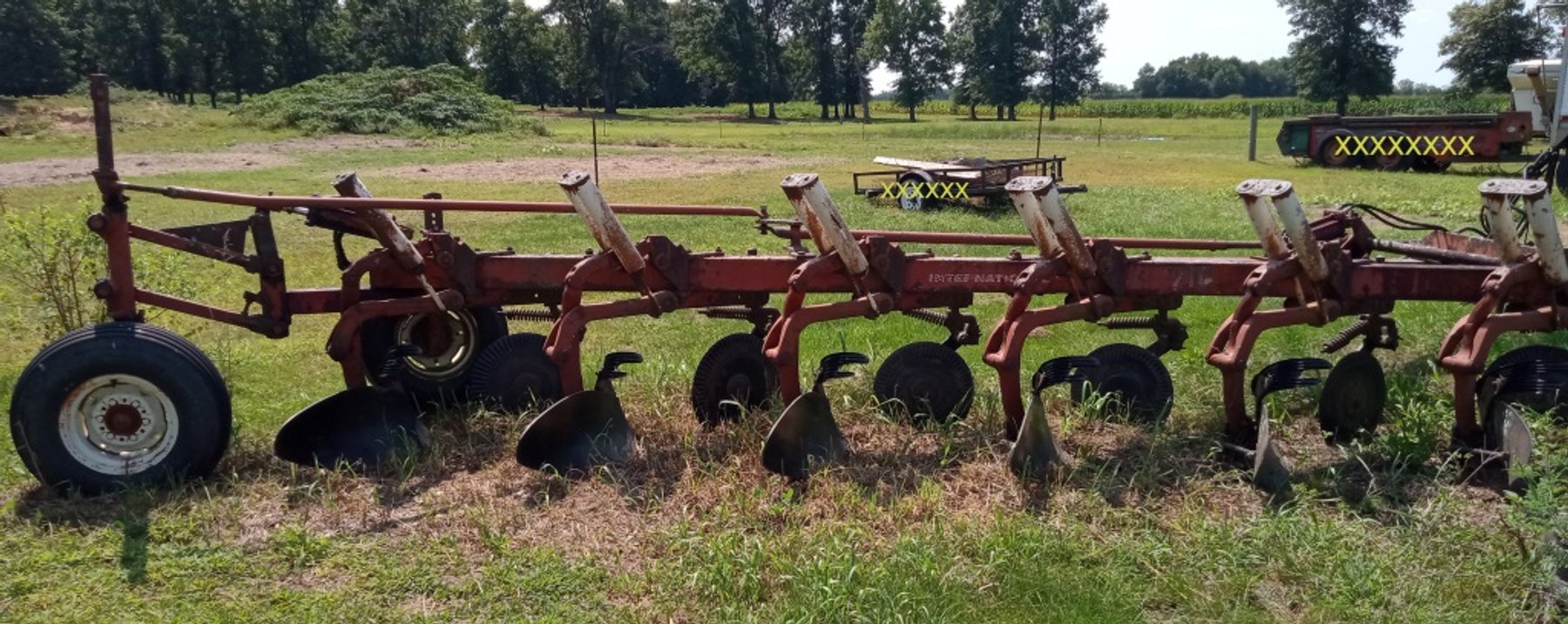Image for Melvin & Karen Button Online Farm Equipment Auction