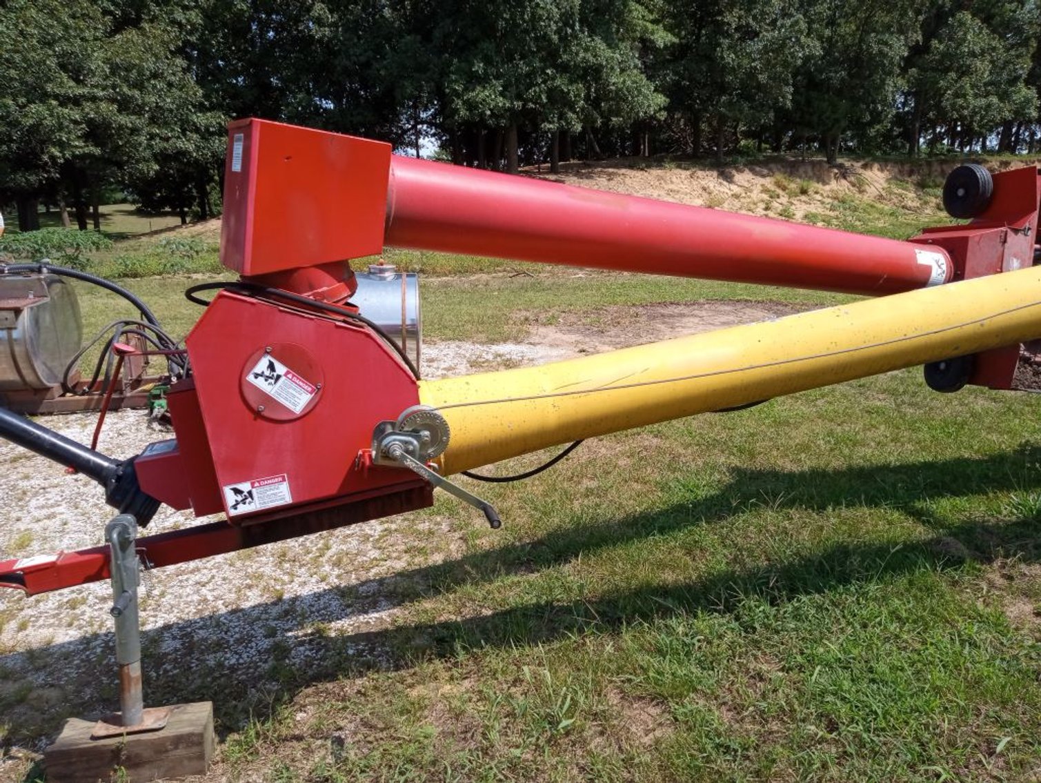 Image for Melvin & Karen Button Online Farm Equipment Auction