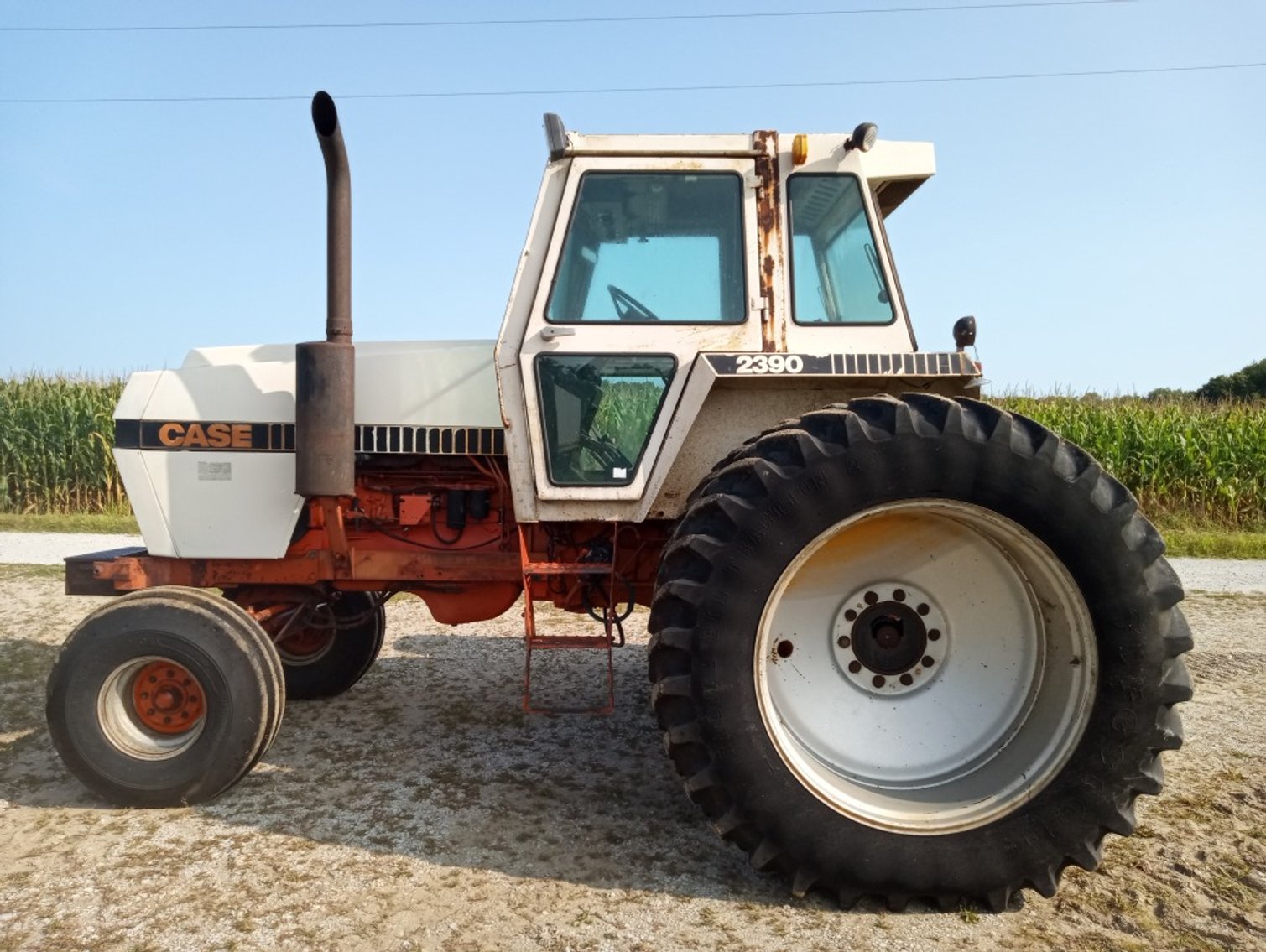 Image for Melvin & Karen Button Online Farm Equipment Auction