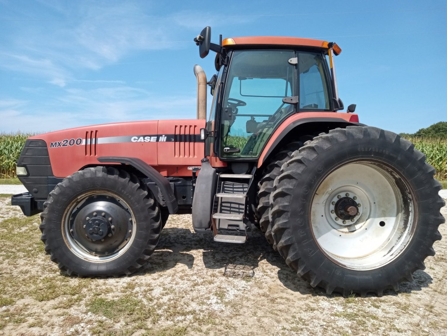 Image for Melvin & Karen Button Online Farm Equipment Auction