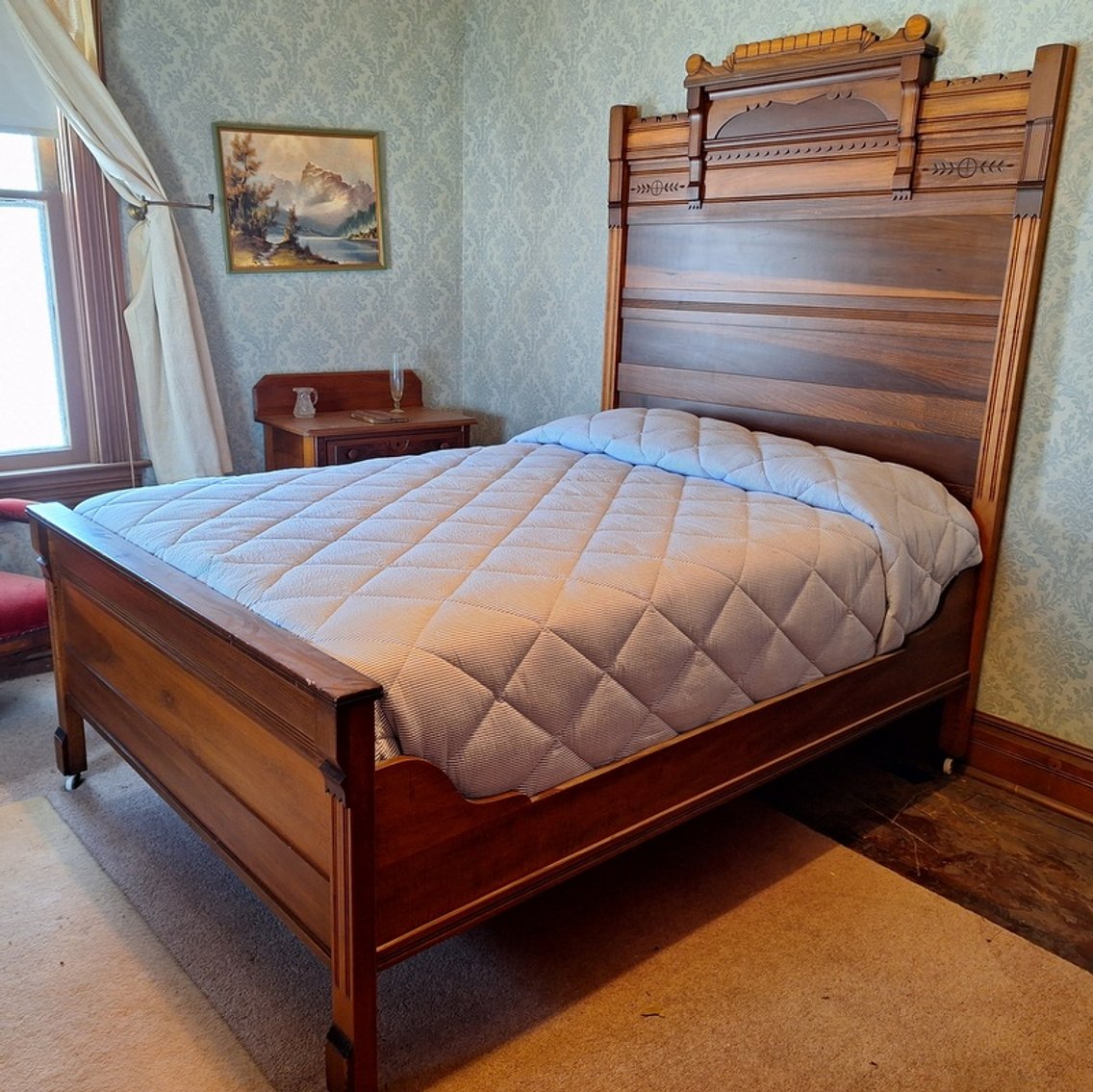 Image for Flo Harcourt Household Online Auction