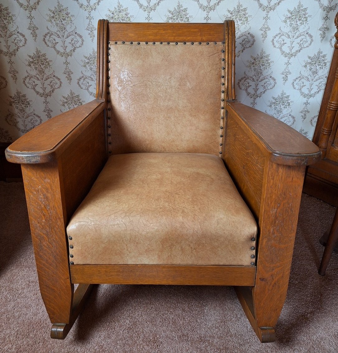 Image for Flo Harcourt Household Online Auction