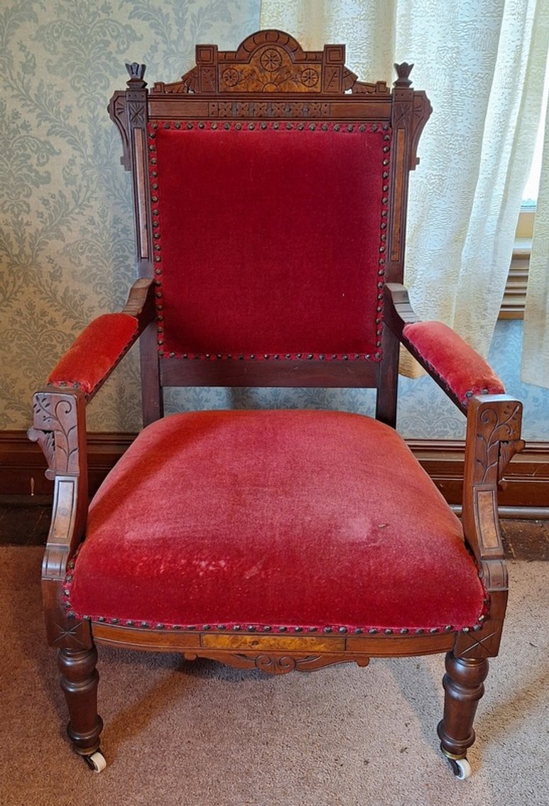 Image for Flo Harcourt Household Online Auction