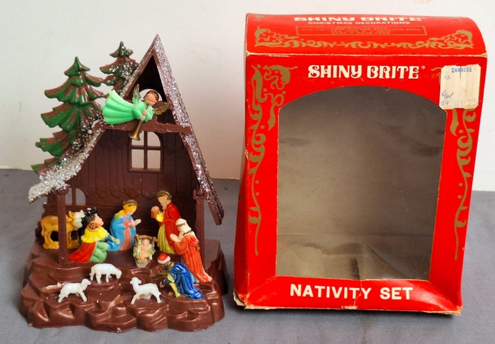 Image for Flo Harcourt Household Online Auction