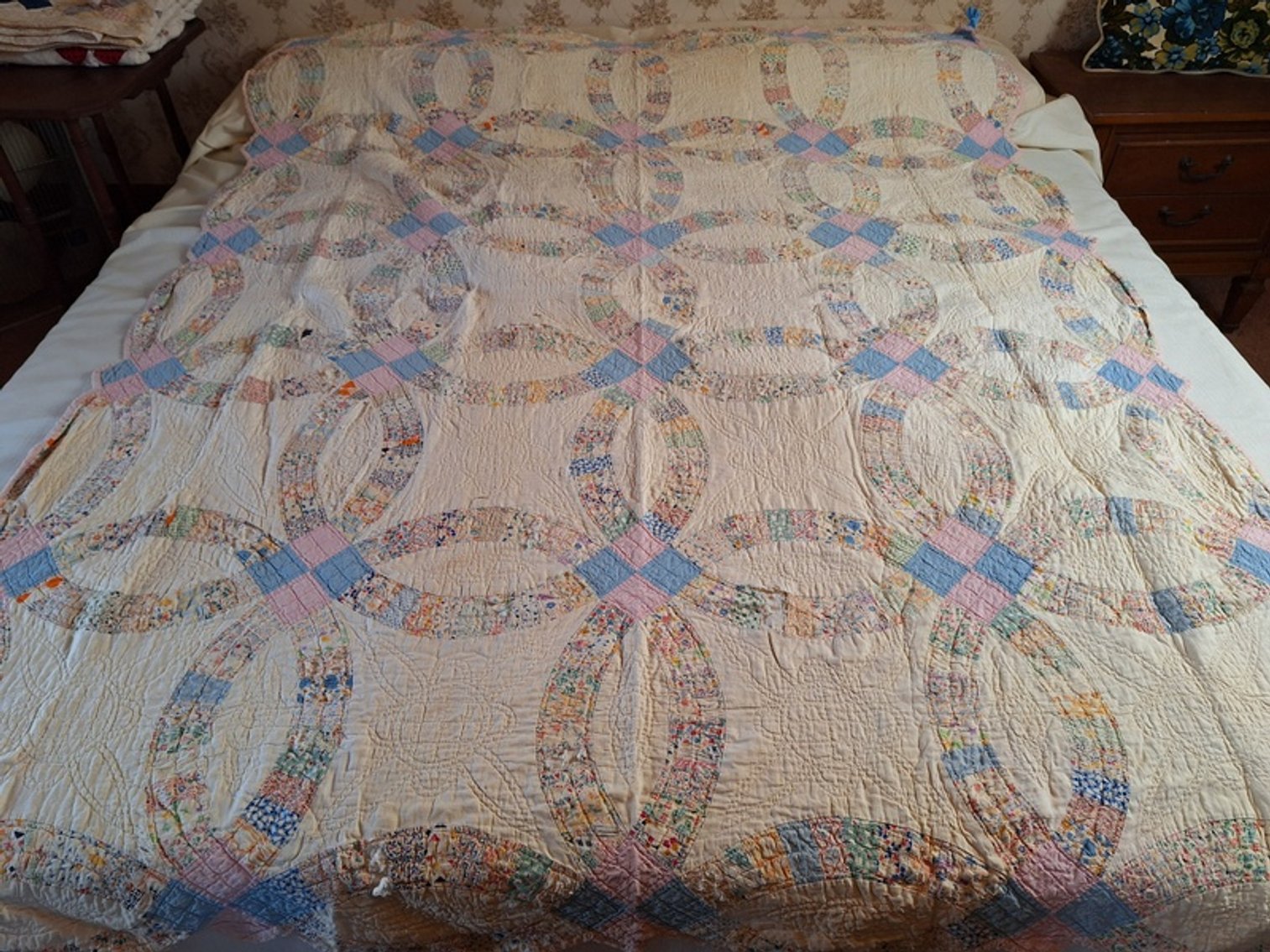 Image for Flo Harcourt Household Online Auction