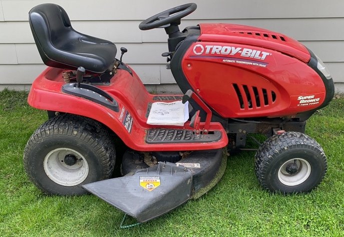 Glen & Wuanita Starbuck Estate #2 Online Auction