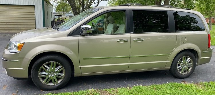 Lois Davids Estate Online Auction