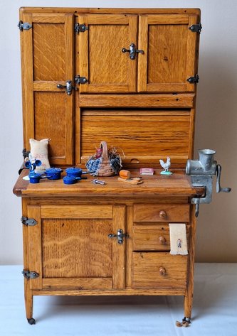 Milroy Family Downsizing Online Auction