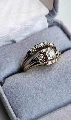 Anderson Household Downsizing Online Auction