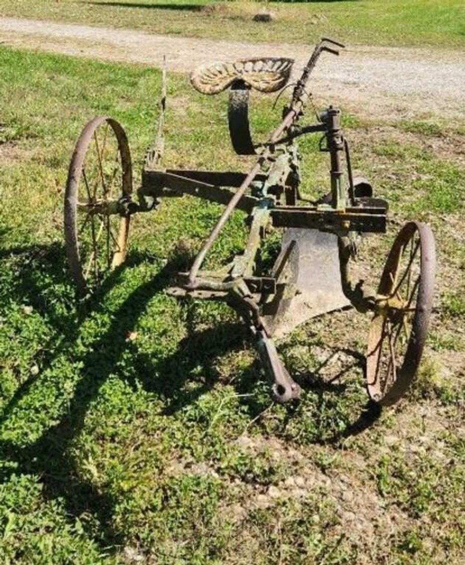 Image for Marjorie Black Estate Online Auction #4