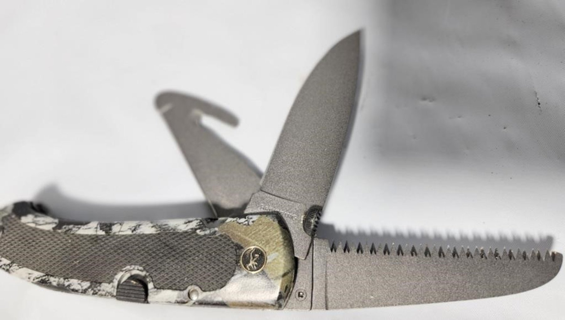 Image for Reed's Fishing, Hunting & Military Online Auction