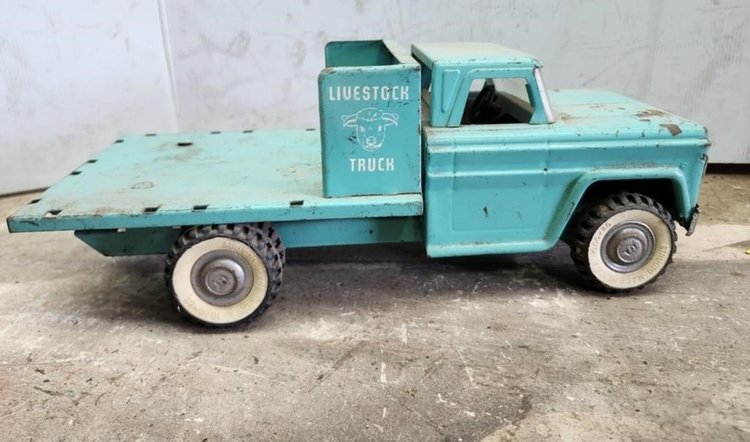 Toys Tools & Primitives #4 Online Auction