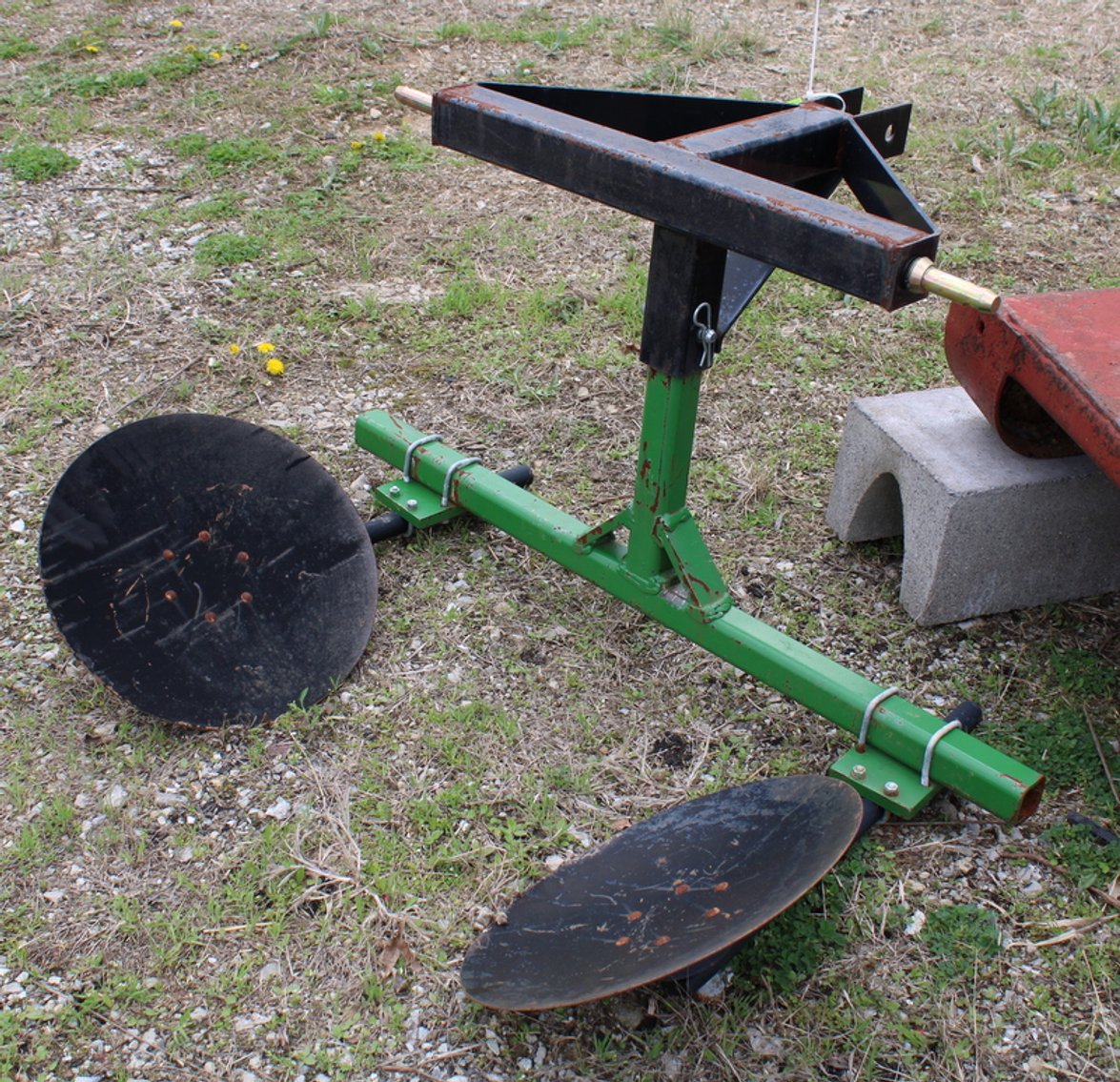 Image for 2nd Annual Steinke Tractor Spring Consignment