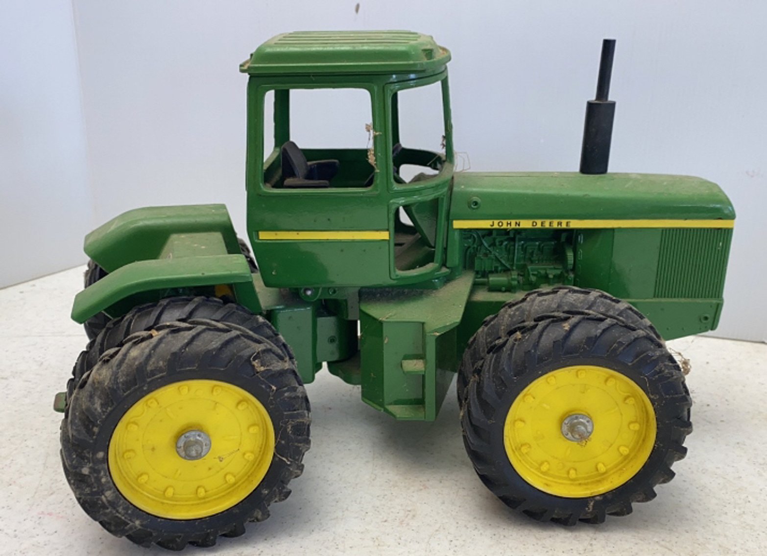 Image for Estate of Jon Graue Online Auction