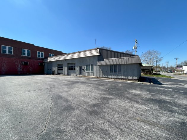 Image for Commercial Building Zoned Downtown