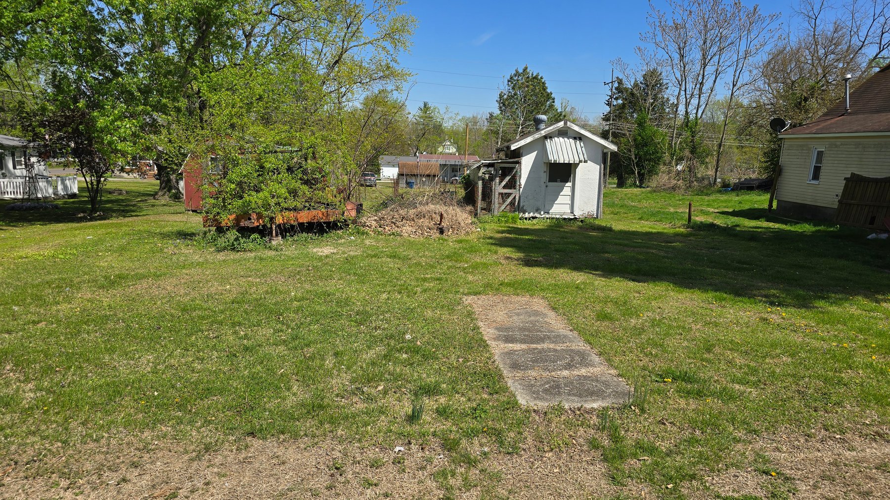 Image for ONLINE AUCTION: Two Johnston City Building Lots - Corner Lot & Residential Parcel