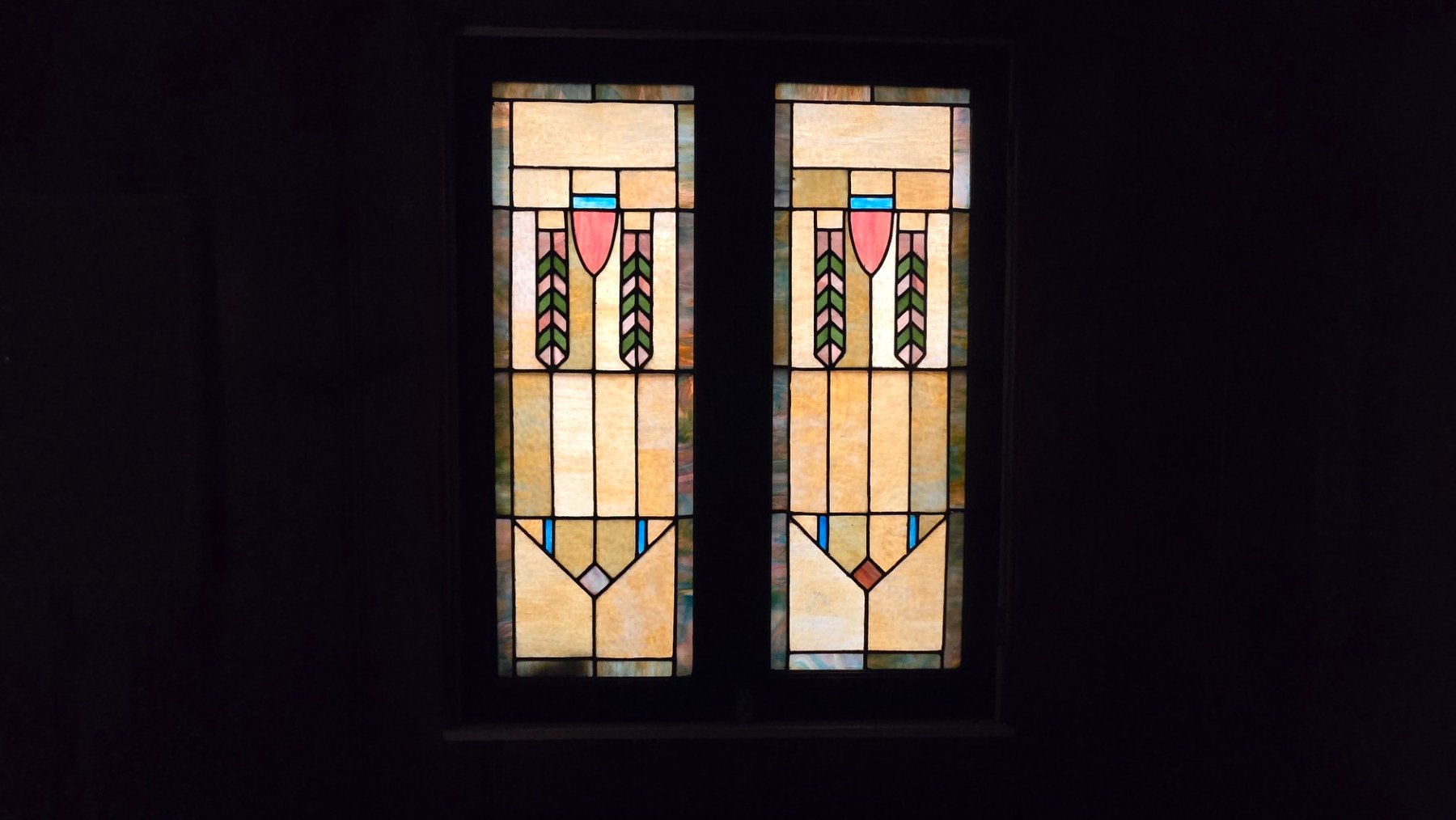 Image for Mid-Century Modern Home Ready for New Owner at Auction