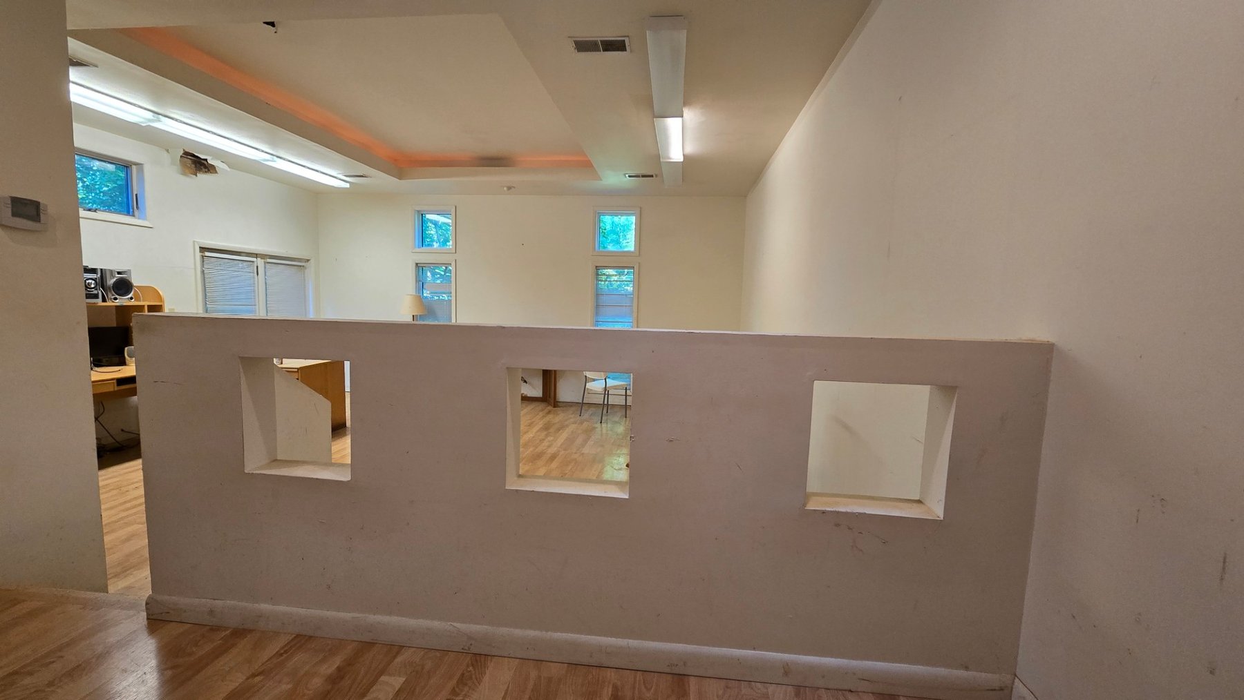 Image for Mid-Century Modern Home Ready for New Owner at Auction