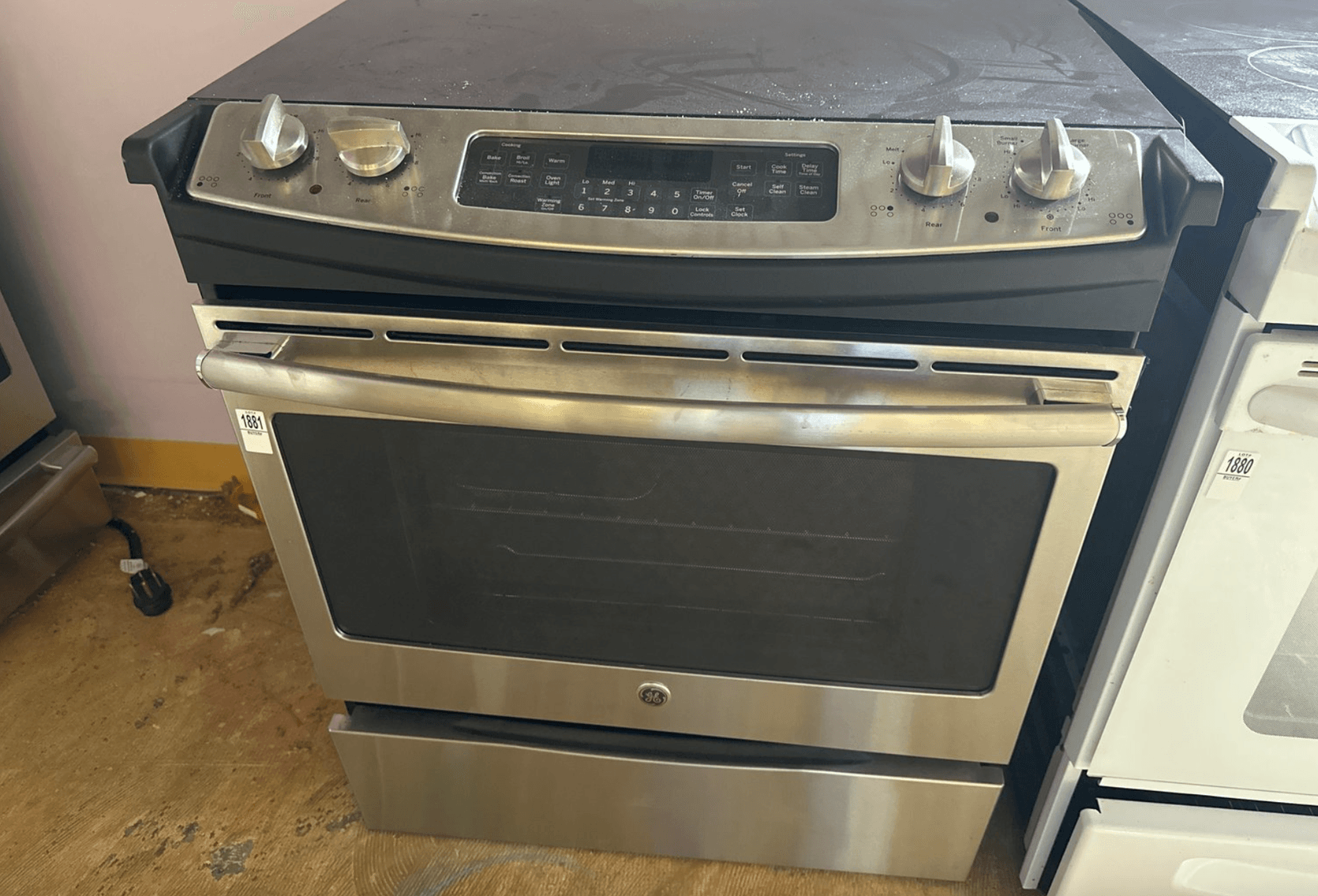 Image for Appliances, Furniture and Cabinets Online Auction – Norristown, PA