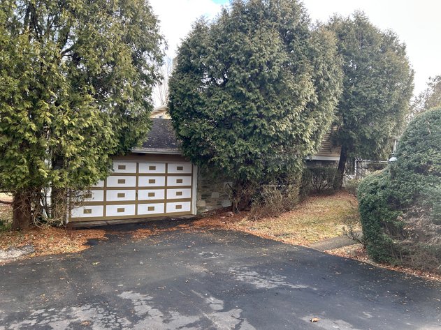 Image for Split-Level Home on 0.55 Acres LIVE PUBLIC REAL ESTATE AUCTION - Southampton, PA