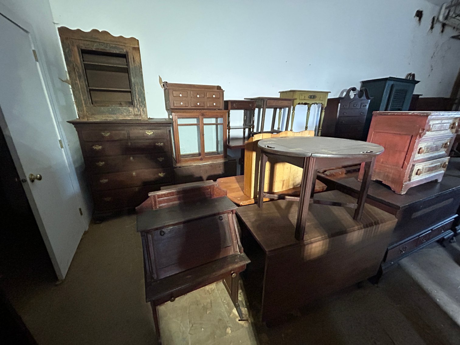 Image for Farm Equipment, Furniture & Antiques LIVE Estate Auction Saturday May 3rd - Oley, PA