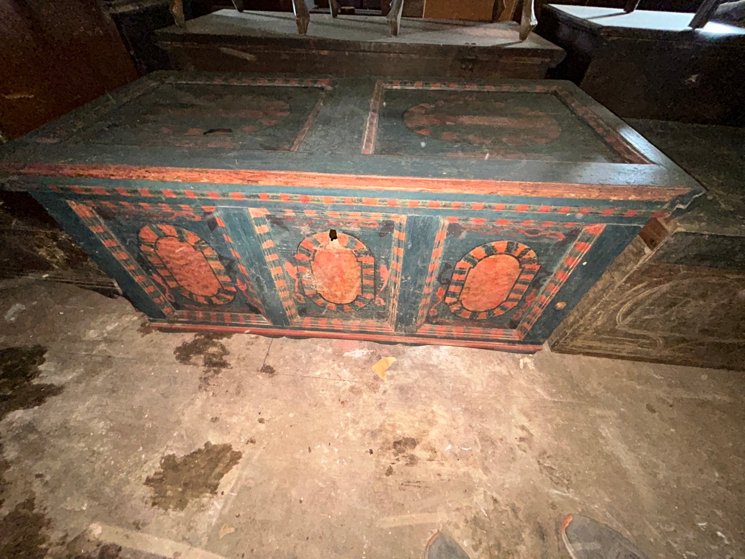 Image for Farm Equipment, Furniture & Antiques LIVE Estate Auction Saturday May 3rd - Oley, PA