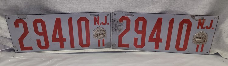 Image for Advertising, License Plates, Cast Iron Toys and Banks, Vintage Car Parts and More Online Auction - Boyertown, PA