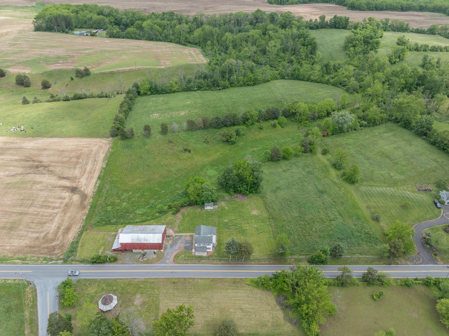 Image for 2507 Limekiln Rd LIVE Farm Real Estate Auction - Douglassville, PA