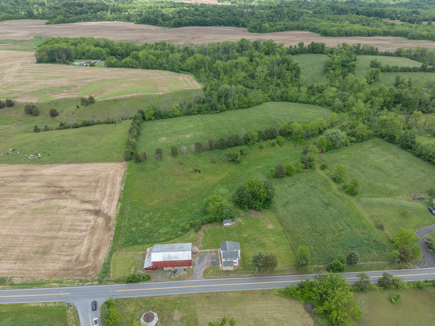 Image for 2507 Limekiln Rd LIVE Farm Real Estate Auction - Douglassville, PA