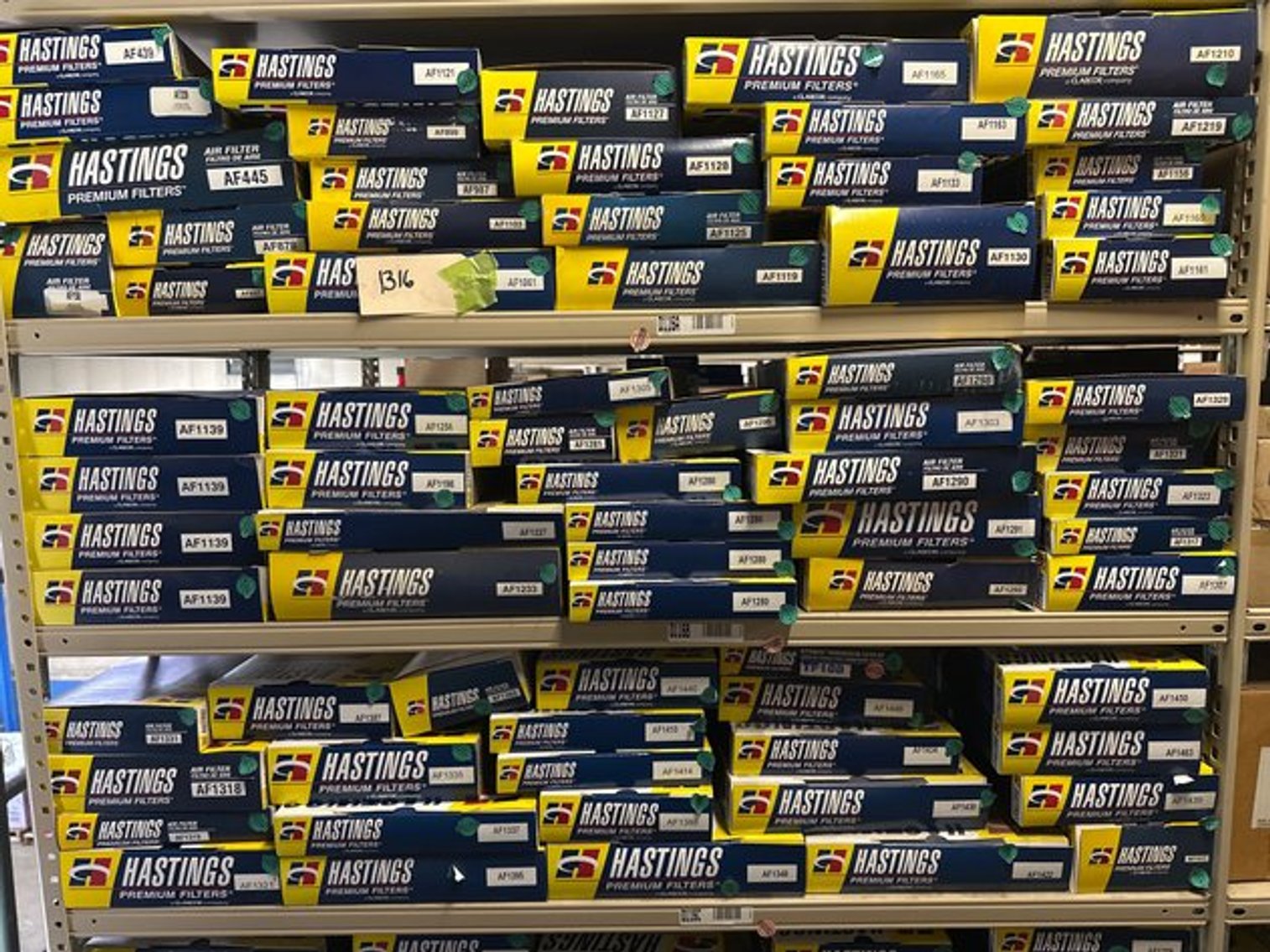 Image for New Auto Parts Warehouse Complete Liquidation – Flemington, NJ