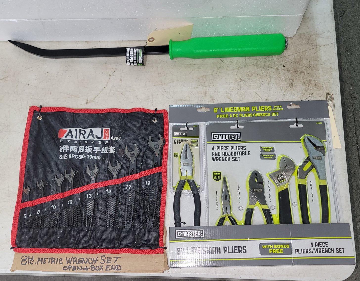 Image for Garage Clean-Out, New Tools, and New Knives Online Auction - Boyertown, PA