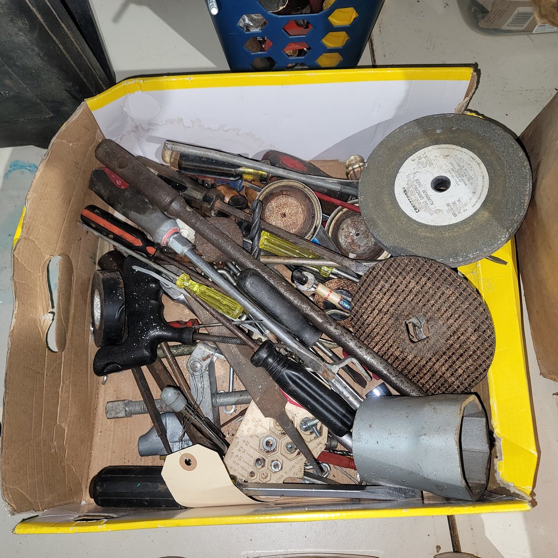 Image for Garage Clean-Out, New Tools, and New Knives Online Auction - Boyertown, PA