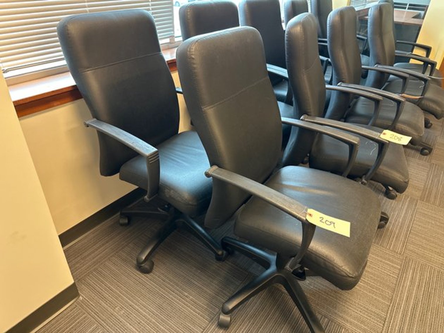 Image for Office Furniture: Cubicles, File Cabinets, Office Chairs Online Auction - Audubon, PA