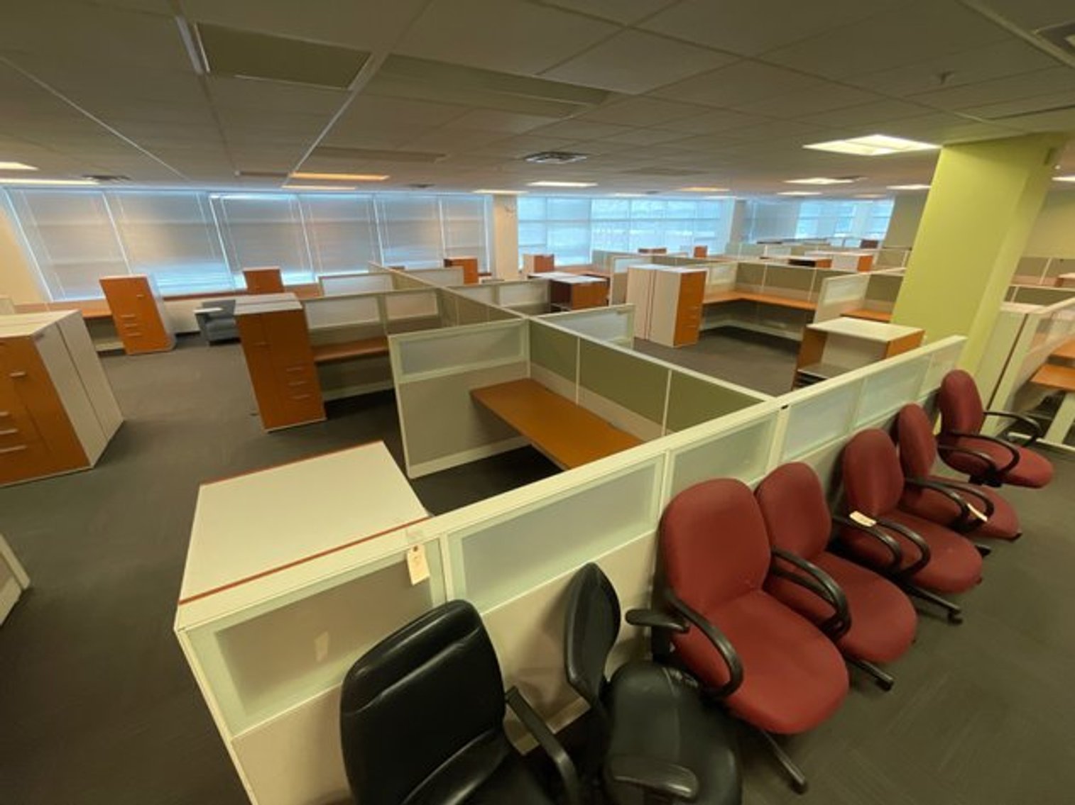Image for Office Furniture: Cubicles, File Cabinets, Office Chairs Online Auction - Audubon, PA