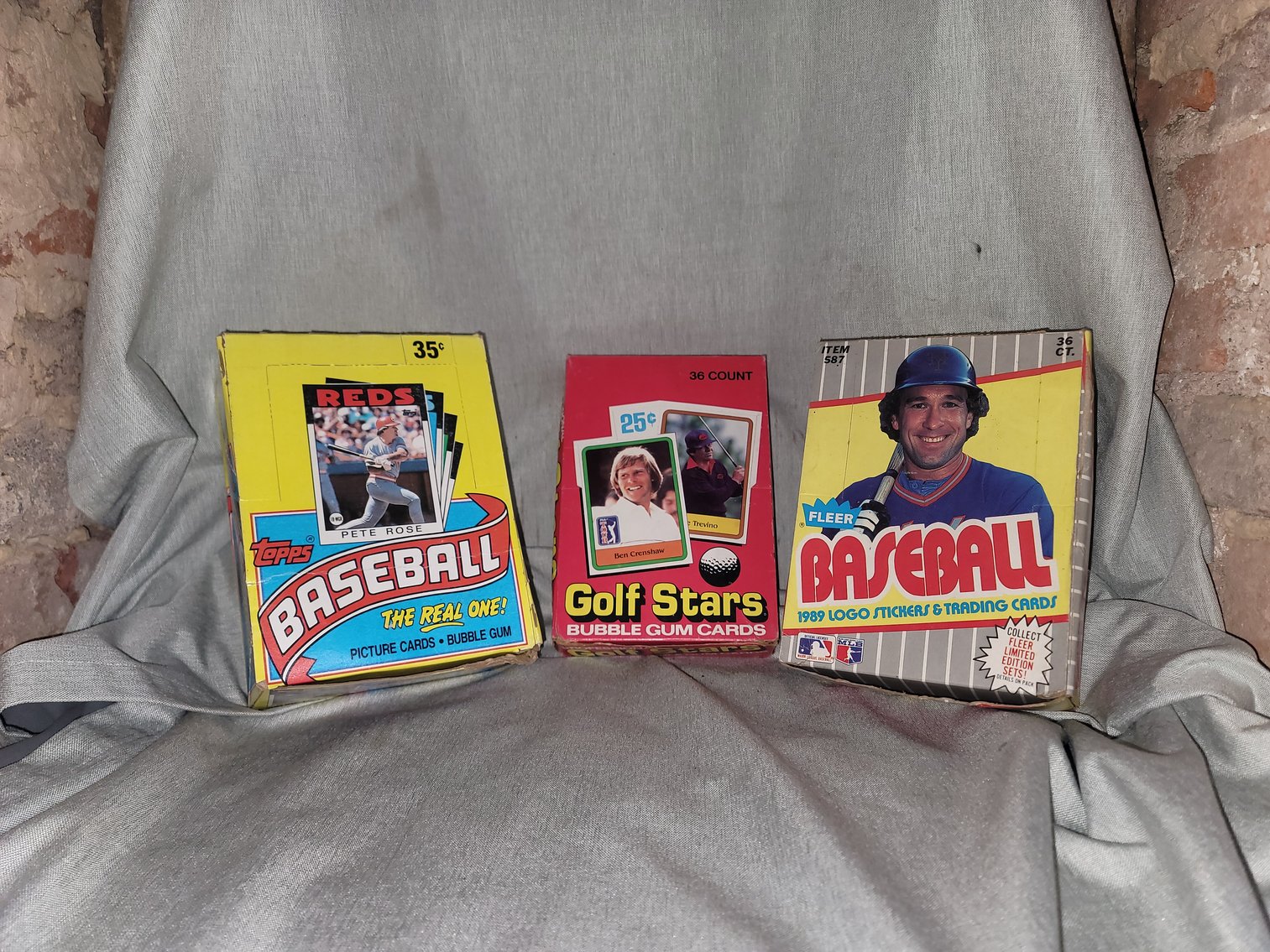 Image for Sportscards, Sports Collectibles & Magic Cards Online Auction - Boyertown, PA