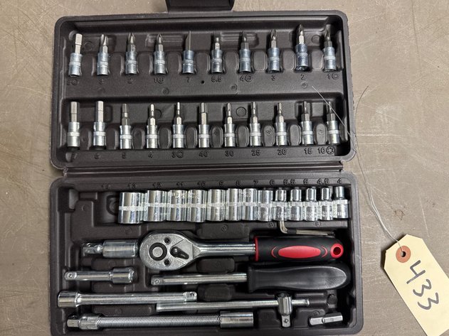 Image for Auto Parts, Garage Tools, and New Tools Online Auction - Boyertown, PA