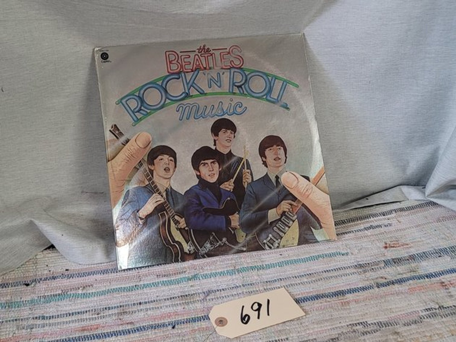 Image for Automobilia, Breweriana, Vintage Radios, Signs, Tins, Record Albums and More Online Auction - Boyertown, PA