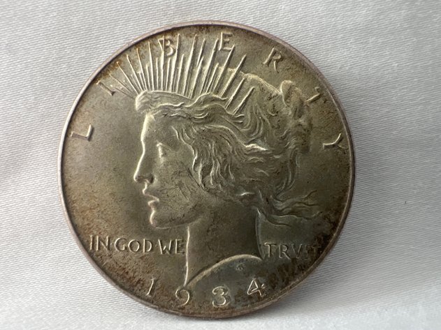 Image for Vintage Knoll Furniture, Coins  & Artwork Estate Auction – Sanatoga, PA