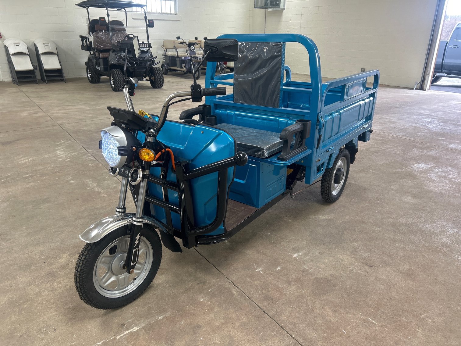 Image for Gilbertsville Public Auto Auction Vehicles, New Equipment & Golf Carts LIVE Auction Feb 7th