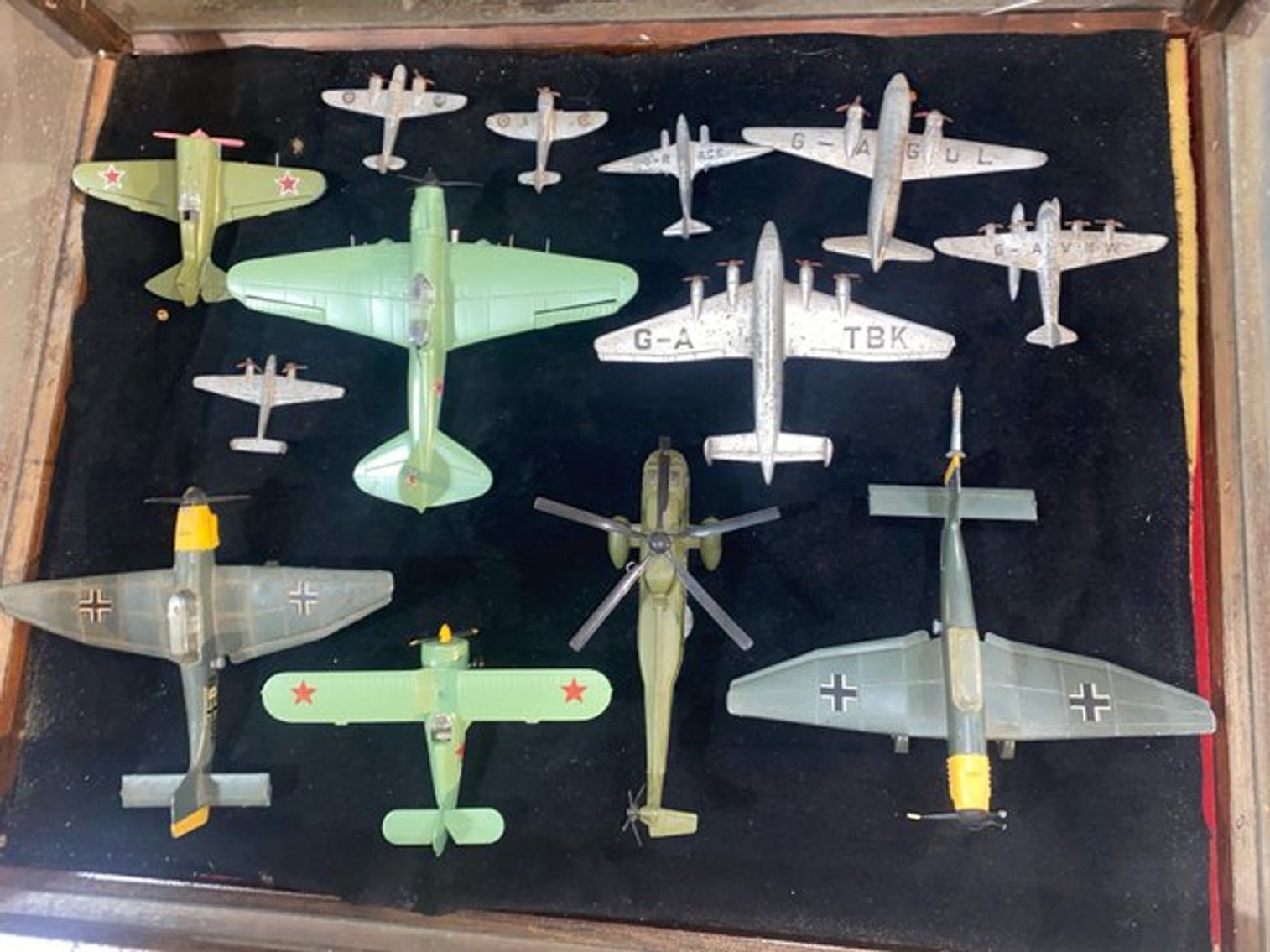 Image for Estate Auction: Housewares, Holiday Items, Tools & Furniture - Boyertown, PA 