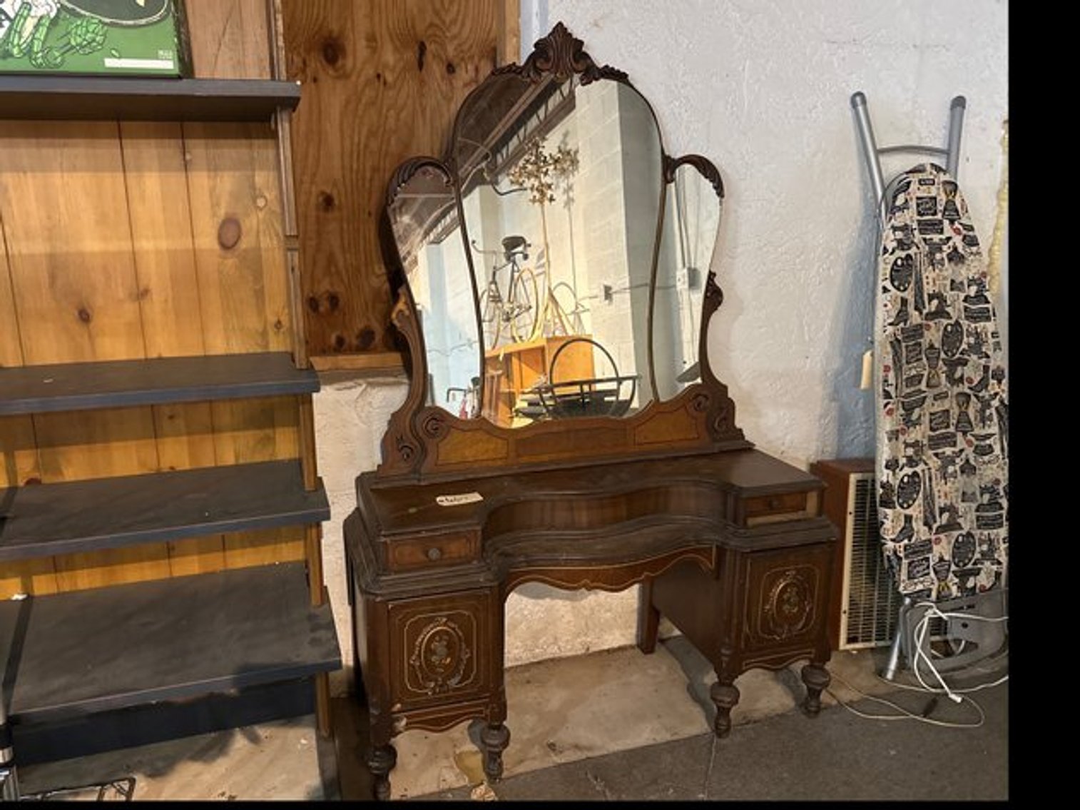 Image for Estate Auction: Housewares, Holiday Items, Tools & Furniture - Boyertown, PA 