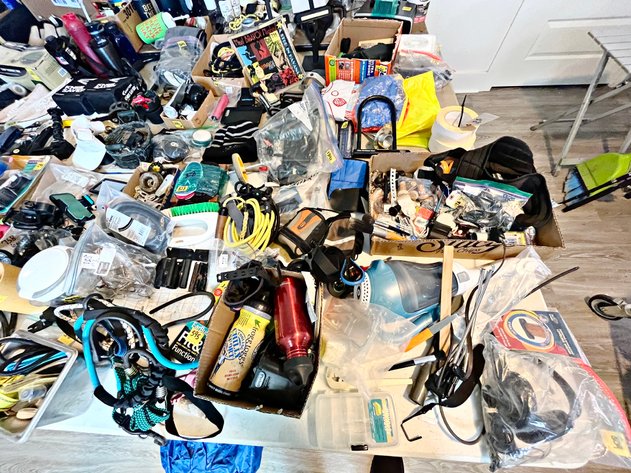 Image for Bulk Reseller Lot – No Sales & Abandoned Auction Items (Tools, Electronics, Golf & Household)